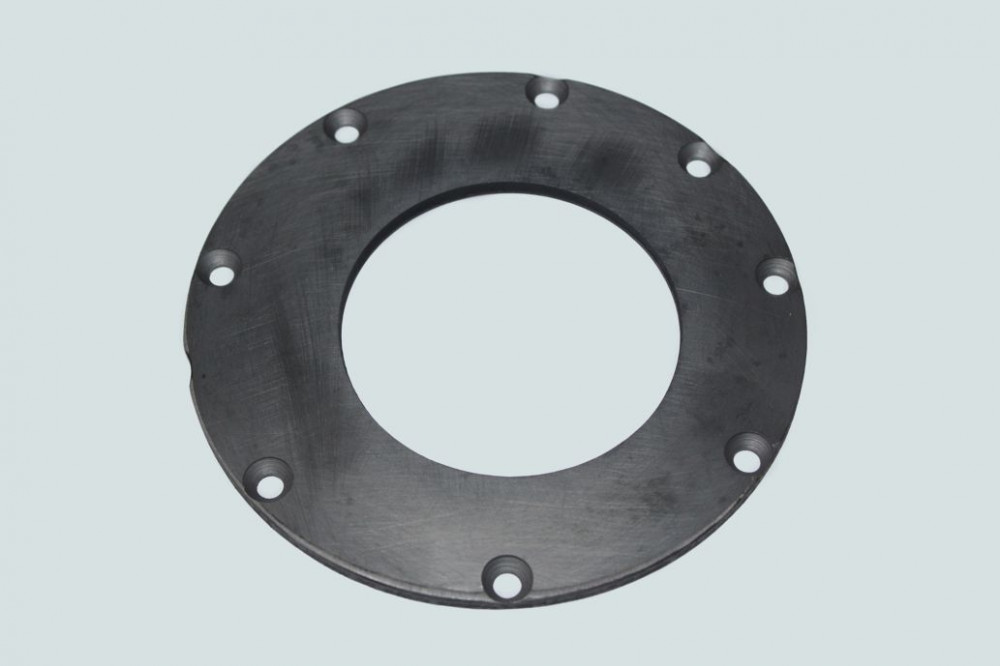 фото крышка масляного насоса защитная isf3.8 4947075 