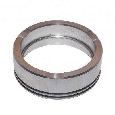 купить Втулка переднего ведущего моста / МАДАРА